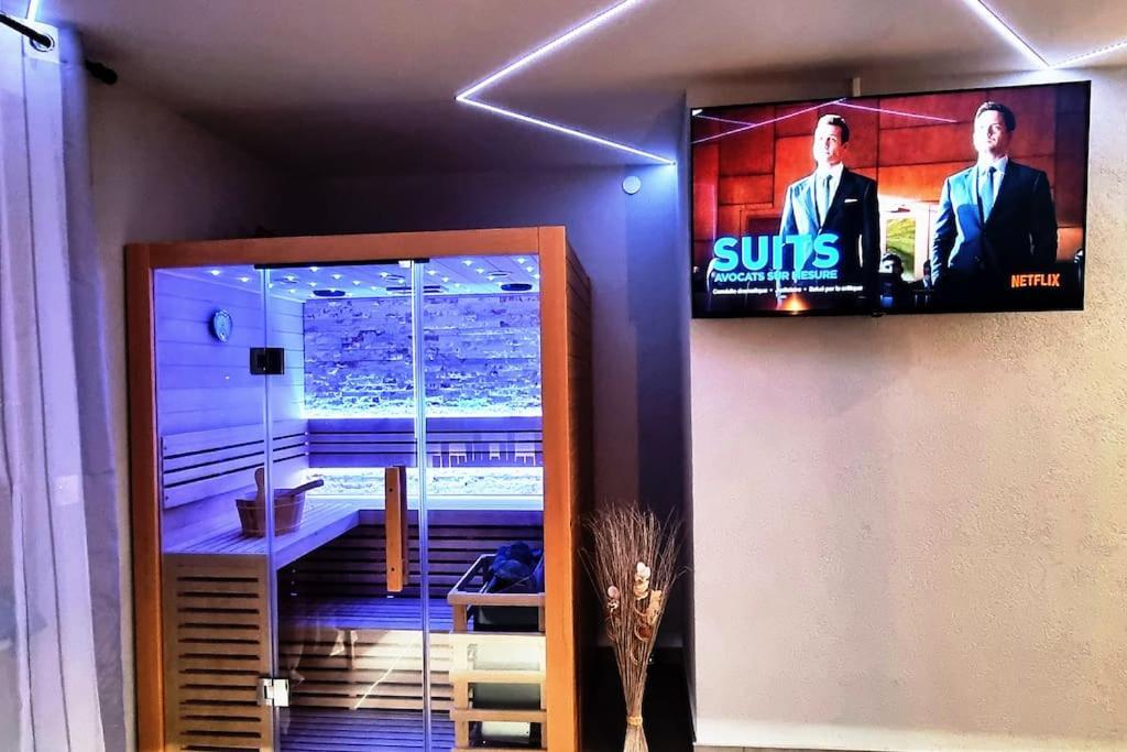 Royalspa Luxueux Appartement Avec Spa Strasbourg Luaran gambar